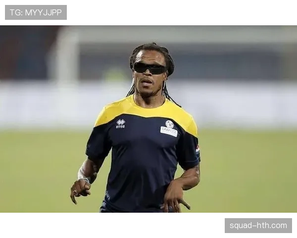 戴维斯边路突破彰显新战术理念 助力球队攻防全面升级 戴维斯边路突破彰显新战术理念 助力球队攻防全面升级